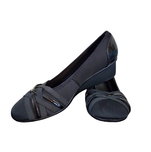 Croft & Barrow Women's Landscape Slip On Ballet Wedge Shoes Black Size 9 1/2 Med - Picture 1 of 13